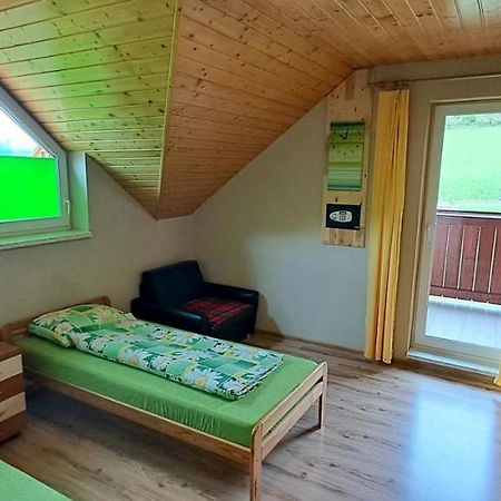 Ubytovanie U Huberta Bešeňová Extérieur photo