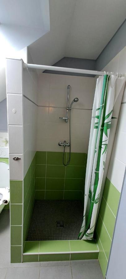 Ubytovanie U Huberta Bešeňová Extérieur photo